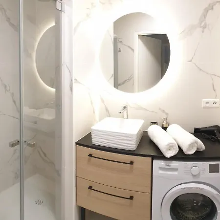 Le Monti Proche Meett, Aeroport Blagnac, Airbus, Golf International De Seilh Apartment *